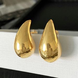 Orecchini pendenti Waterdrop Chunky leggero placcato oro liscio vuoto orecchini a goccia orecchini di design regalo per ragazza festaiola signora ufficiale o giorno di San Valentino VM56BB