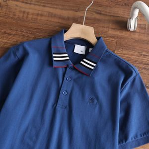 مصمم الرجال الفاخرة الأزرق Polos عالي الجودة Tshirt التطريز الكلاسيكي على الصدر العصرية غير الرسمية الأكمام قصيرة
