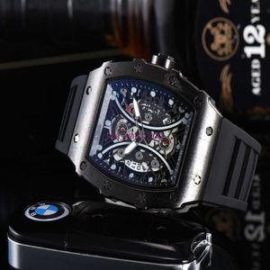 2021 Luxury Quartz Watches Mens Automatic Watch Men's Designer Wrist Watch Water Resistant Reloj HOMBRE324F