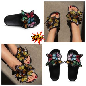 2024 Designer Sandal Clogs glider Män Kvinnor Flippar Flopp Buckles Stocks Sliders Fur Outdoor Fashion Summer Slippers Shoe Gai 36-45