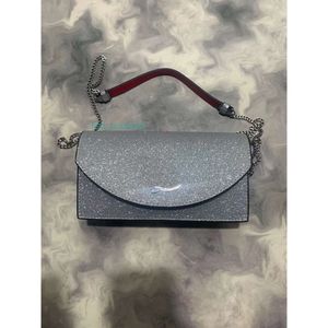 Mode kvinnor axelväska äkta lädernitar spikar bow crossbody tygväskor röda botten designer kväll handväskor för flickor plånböcker