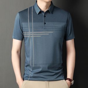 Polo estiva a maniche corte con stampa alla moda per uomo Business Casual Tasca con bottoni con risvolto T-shirt comoda Ropa Hombre 240301