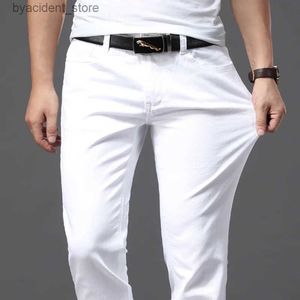 Jeans masculinos para quatro estações confortáveis ​​brancos jeans homens moda casual estilo clássico calças finas masculinas marca avançada calças elásticas l240313