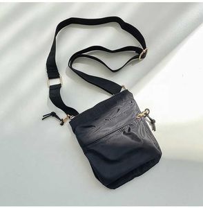 HBP Baba Olmayan Yeni Moda Metal Fermuarı Messenger Çantalar Kadın Naylon Çanta Cep Telefonu Kızlar Dikdörtgen Küçük Crossbody Omuz Çantası