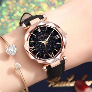 Relógios de pulso Mulheres Quartz Watche Moda Inteligente Cinto Fosco Relógio Estrelas Pequena Escala Romana Luminosa Senhoras Reloj Hombre