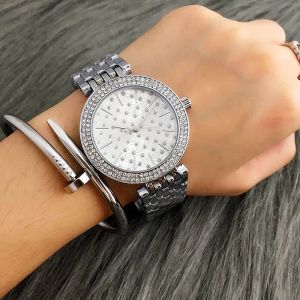 2024 design de moda marca feminina menina cristal dial banda aço inoxidável relógio de pulso quartzo M6056-3