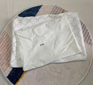 Designer presentförpackning väska klassisk logotyp bomullsväska vit dragkedja förvaring väska trasa skjorta förpackning väska dukväska