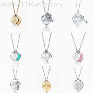 10a hänge halsband Ny designer kärlek hjärtformad för guld sier s örhängen bröllop engagemang gåvor mode serie smycken
