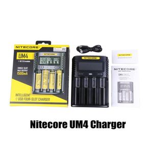 Autentisk NITECORE UM4 Universal Charger för 16650 18650 14500 18500 26650 20700 21700 Batteri US EU AU UK PLUG INTELLICHARGER BAT1518585