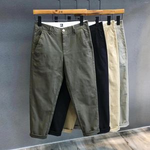 Calças masculinas casuais slim fit pequenas retas cortadas carga verão solta cintura elástica sólida nove pontos