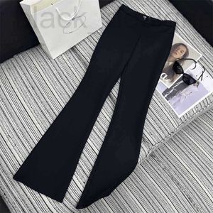 여성용 바지 Capris Designer 2024 Early Spring Nanyou Pra 패션 다목적 슬리밍 거꾸로 삼각형 라벨 허리 장식 Horn Black UVGX