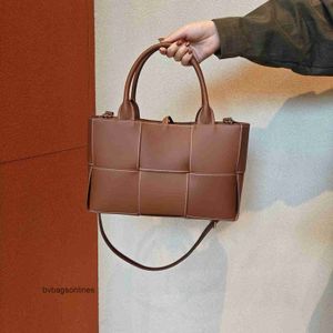 Botteg Venet High end bags for Tote Bag 2024 New Autumn Winter Woven Tote Genuine Leather Large Capacity Handbag Leisure Commuter Crossbody 1:1 with real logo and box