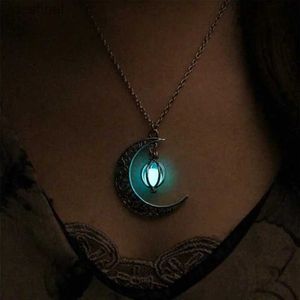 Pendant Necklaces New Moon Glowing Necklace Charm Jewelry Silver Plated Pendant Luminous Necklace GiftL242313