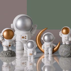 Nordic resina criativa astronauta escultura estatueta loja artesanato mesa decoração para casa acessórios moderno presente de aniversário dos desenhos animados y0107297v