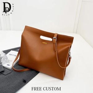 Lüks tasarım moda dizüstü bilgisayar çantası için kadın özel adı iş ofisi günlük çapraz vücut evrak çantası deri büyük kapasiteli çanta 240313