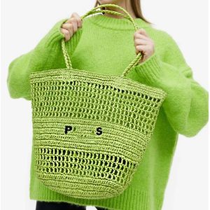 夏の刺繍入りの手紙を空洞化した草織のハンドバッグ女性用ボッグバッグ大容量手作りショルダーバッグ