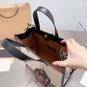 Fashion Womens Designer -Taschen Luxus Coachshoulder -Tasche Vielseitige Crossbody -Handtaschen tragbar zwei in einer Größe Paket Tasche Taschen 145