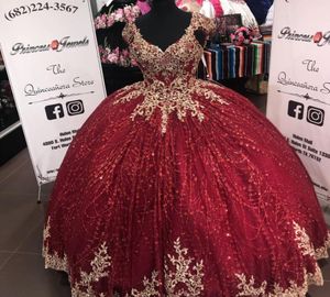 Blingbling Gold Haftery koronka 2022 Burgundia Quinceanera Sukienki Promowe Krótkie rękawie Cekiny Sweet 16 Dress Vestidos 15 A3063093