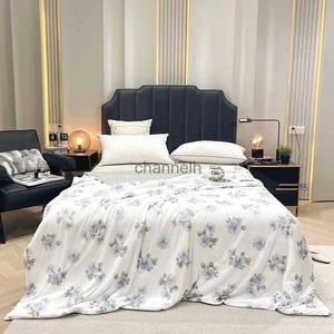 Comforters Set Ice Bean Summer Quilt Bean Quilt Airable Cover Ice Silk Screen Flower Summer Filt YQ240313