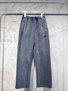 Men's Pants High version B's washed and worn-out pants adopt a worn-out process, OS loose fit, unisex sanitary pants AUV1