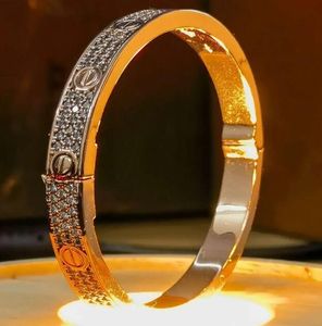 Kvinnor tjock pläterad rosguld modeljus full diamantpar armband gåva hög kvalitet kärlek hem bred utgåva sky stjärna diamant armband skruvmejsel nagel armband