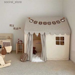 Toy Tents Korean Ins Childrens Tält inomhus Game House Princess Castle Baby House Toy Boys and Girls Bed Divine Tool L240313