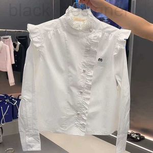 قمصان بلوزات النساء مصممة أزياء رسائل كبيرة للتطريز كارديجان عارضة ضئيلة الصلبة الصلبة ذوي الياقات الكشكش غير النظامية بلوزة بيضاء 5GPW
