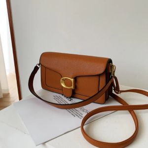 24ss kadın omuz çantası moda tren çantaları lüks deri çanta yüksek kaliteli kare crossbody çanta kadın tasarımcı omuz çantaları kadın için