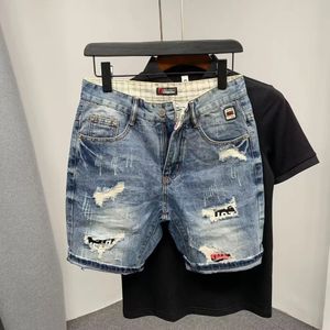 Mens Loose Fitting Straight Hole Denim Shorts Fashion Brand Summer Cut Torn Jeans Shorts 240227