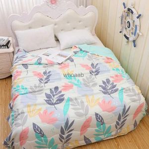 Comforters sätter mjuk andningsbar tvättad sommar täcke luftkonditionering quilt tröskel tunn filt tryckt sängöverdrag säng täcker hemtextiler yq240313