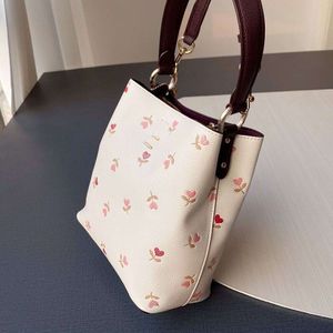 Bag designer handväskor kvinnor axelväskor charlie tryckt läder handväskor kvinnor handväska stor handväska olika stilar blommor körsbär hink tränare