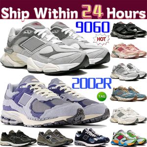 Novo Designer 9060 Running Shoes Homens Mulheres 9060s Tijolos Madeira Mar Sal Branco Cogumelo Chuva Nuvem Cinza 2002R Pack Phantom 550 Branco Verde Mens Treinadores Sapatilhas