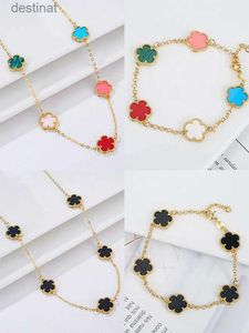 Andra 2023 Hot Sale 10 färger Fem-Leaf Flower Set Armband Halsband Classic Simple Women Jewelry Set Lämplig för Daily Party Wearl242313