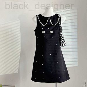 Vestidos Casuais Básicos Designer de Verão Mulheres Vestidos Saias Moda com Carta de Diamante Bordado Gráfico Sem Mangas Vestido Casual Slim Pequeno Pescoço Redondo RIF5