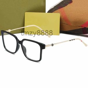 Luxury Fashion Women Sunglasses 8070 UK Designer okulary przeciwsłoneczne Goggle Zakupy plażowe okulary okulary dla mężczyzn U33J