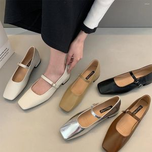 Sıradan Ayakkabı Bailamos Moda Flats 2024 Marka Tasarım Kare Toe Kadın Bale Toka Strap Kadın Elbise Düşük Topuklular Mu