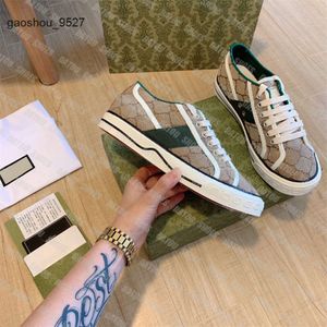 Letter Trainers gglies Jumbo Green Shoes Shoes Designer Embroidery Sneakers G Red Women Webbing Mens Tennis Luxury Designers 1977 9 Casual Colors