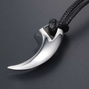 Pendant Necklaces Punk Hip Hop Stainless Steel Crescent Tooth Spike Pendant Necklace Men Women Fashion Wolf Tooth Leather Rope Necklace Jewelry L24313