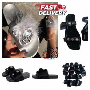Designer sandaler kvinnor läder casual skor romerska sandaler platt klack diamant vävda spänne tofflor gai casual tjock botten svart