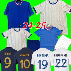 2024 2025 Fransız futbol formaları maillots de futbol benzema futbol gömlekleri mbappe griezmann camavinga maillot de ayak kiti gömlek hommes enfants erkek çocuk setleri