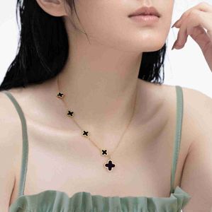 Designer Heart Four Leaf Clover Necklace For Woman Titanium Steel Gold Black White Shell Three Floweradvanced Titanium Steel 18k Gold Lucky Five Flower Necklace Cat