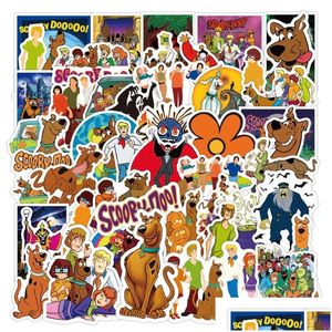 Naklejki samochodowe 50pcs/partia nowe prezenty Scooby-Doo Prezenty Scoob Party dostarcza zabawki Merch Vinyl Sticker for Kids Teens Lage Lage Lage iti Cool Anim OTR5C