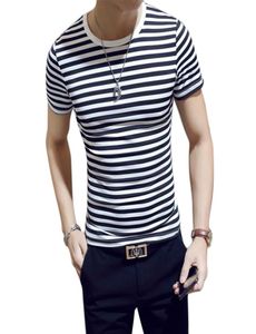 Całkowicie nowy 2017 Mężczyzn T -Shirt Fashion Bawełna One w Shortsleeved Man Tops Tee Slim Fit Black and White Striped Tshirts Plus SI5607489