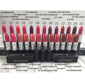 2023 Matte Lipstick M Makeup Luster Retro Lipsticks Frost Sexig Matte Lipsticks 3G 25 Färger Läppstift med engelska namn för SA2885061