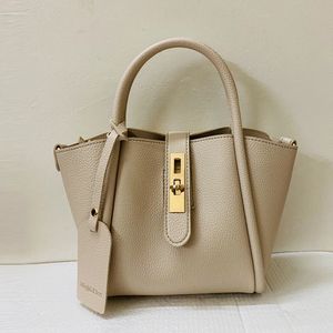 Torebki z torbą z kompozytem dla kobiet luksusowa torebka projektantów w modnej torbie crosser crossbody Małe damskie torba na bicie 240309