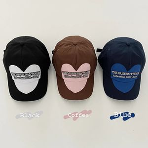 Koreanische Nische Design herzförmige Patch Baseball Caps für Frauen Frühling und Sommer Reise Sonnenschutz Soft Top Herren Hüte 240312