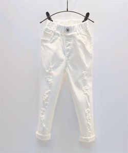 Baby Boy White Denim Dżins Pants Spring Autumn Dzieci 039S Zgrane spodnie Dzieci Broken Spodnie Solidne legginsy maluchowe 27 lat 4674156