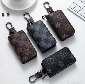 Designer er Bag Keychains bilnycklar Holder Key Rings Black Plaid Brown Flower Pouches Pendant Keyrings Charms For Men Women Gifts J7AQ# KZ80