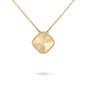 four leaf clover necklace Non Fading Necklace New Pearl Heart Pendant Stainless Steel Gold Color Necklace for Women Party Luxury Jewelry Accessories