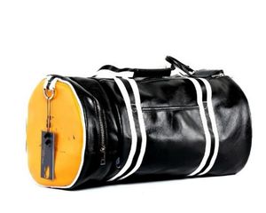 2024 Modedesigner högkvalitativ designer Ny utomhussportväska PU Soft Leatherr Gym Bag, Men Bagage Travel Duffel Påsar
